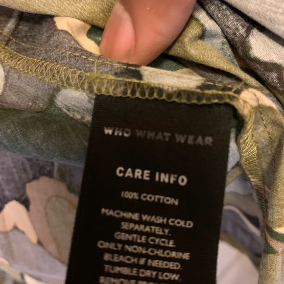 Women Dress w belted waist - Picture 3 of 9